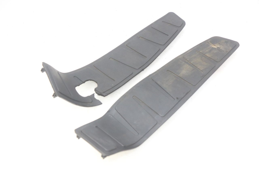 photo de FOOTBOARD MAT PIAGGIO MP3 500 (2014 - 2016)