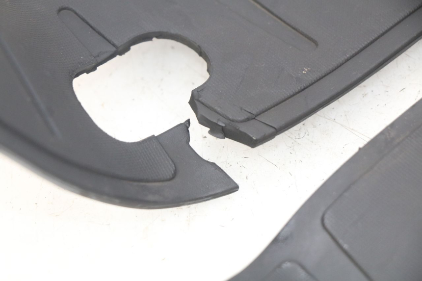 photo de FOOTBOARD MAT PIAGGIO MP3 500 (2014 - 2016)