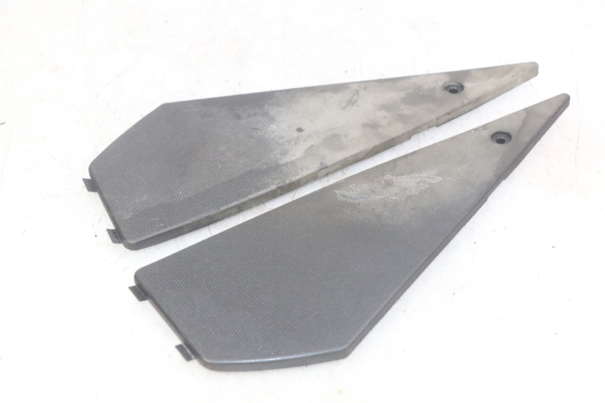 photo de FOOTBOARD MAT PIAGGIO NEW TYPHOON 50 (2010 - 2017)