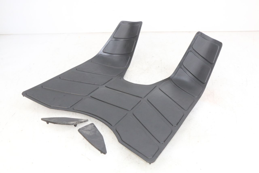 photo de FOOTBOARD MAT PEUGEOT SV 125 (1991 - 1994)