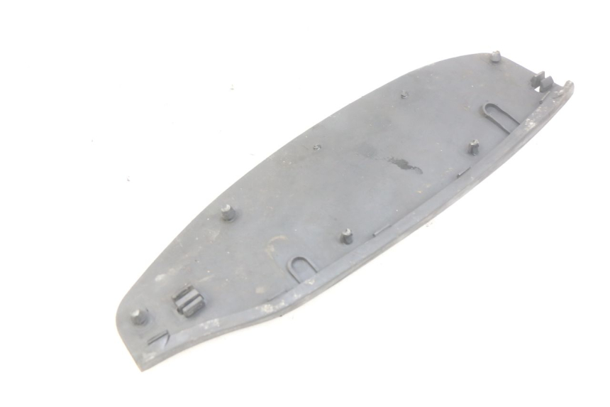 photo de FOOTBOARD MAT PIAGGIO BEVERLY 125 (2010 - 2015)