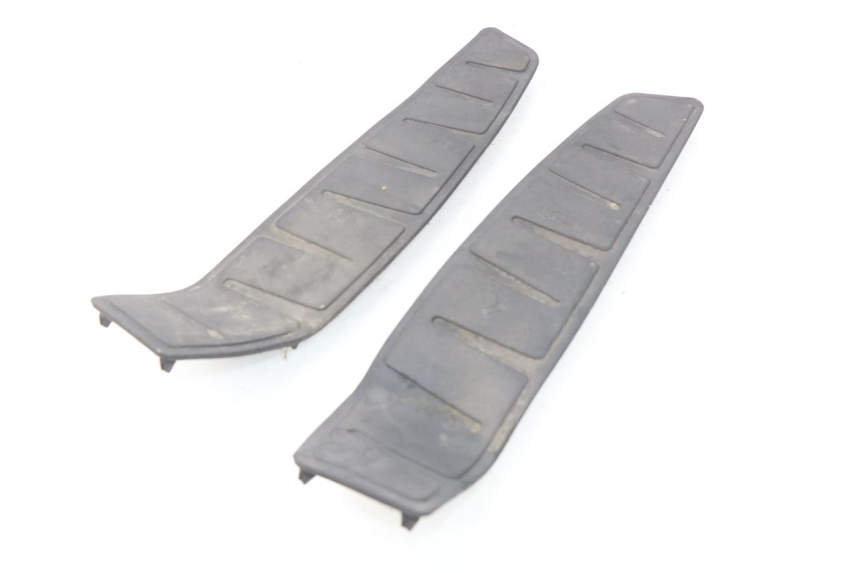 photo de FOOTBOARD MAT PIAGGIO MP3 125 (2006 - 2014)