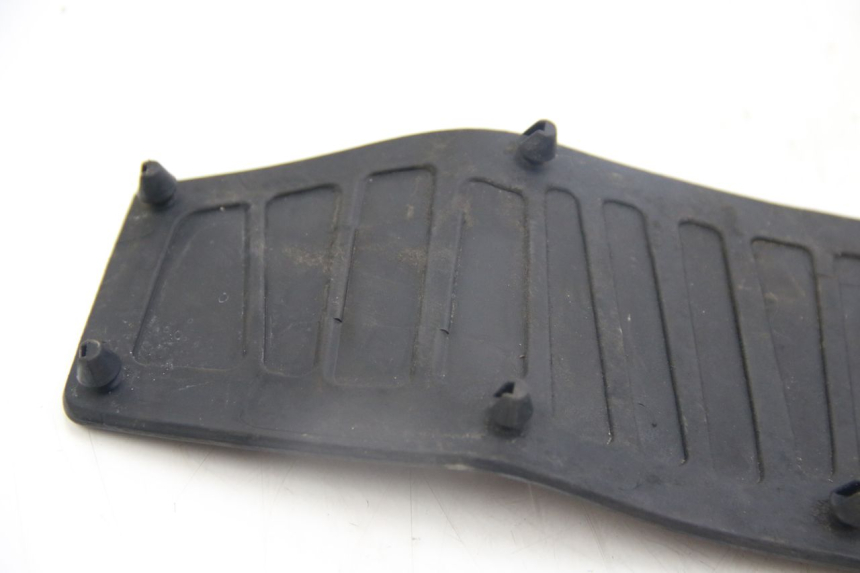 photo de FOOTBOARD MAT PIAGGIO MP3 125 (2006 - 2014)