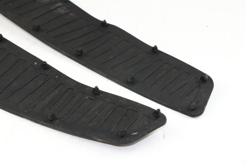 photo de FOOTBOARD MAT PIAGGIO MP3 125 (2006 - 2014)