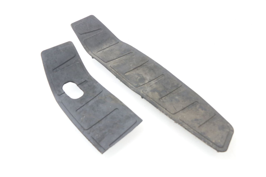 photo de FOOTBOARD MAT PIAGGIO MP3 LT 300 (2010 - 2016)