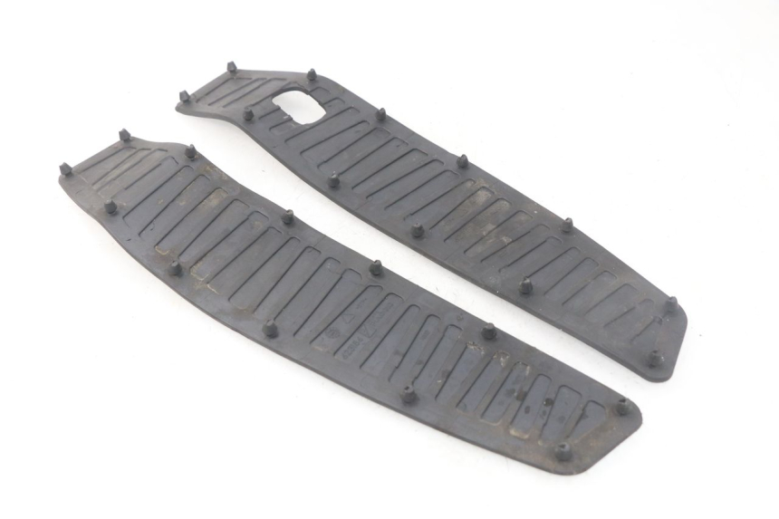 photo de FOOTBOARD MAT PIAGGIO MP3 LT 400 (2007 - 2012)