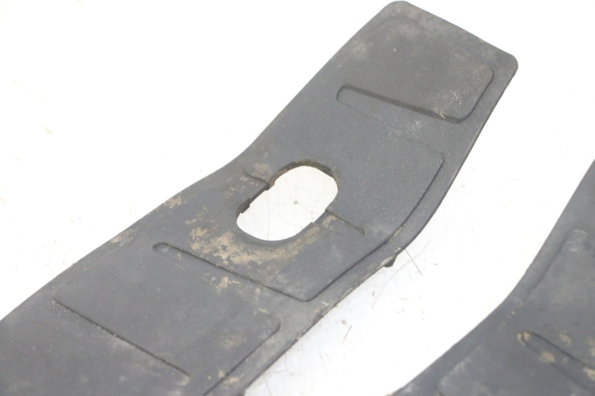 photo de FOOTBOARD MAT PIAGGIO MP3 LT 400 (2007 - 2012)