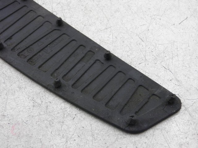 photo de FOOTBOARD MAT PIAGGIO MP3 LT 300 (2010 - 2016)