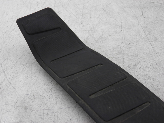 photo de FOOTBOARD MAT PIAGGIO MP3 LT 300 (2010 - 2016)