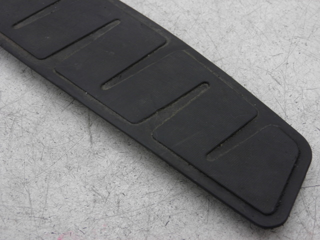 photo de FOOTBOARD MAT PIAGGIO MP3 LT 300 (2010 - 2016)