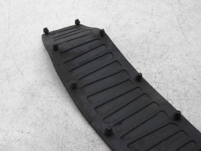 photo de FOOTBOARD MAT PIAGGIO MP3 LT 300 (2010 - 2016)
