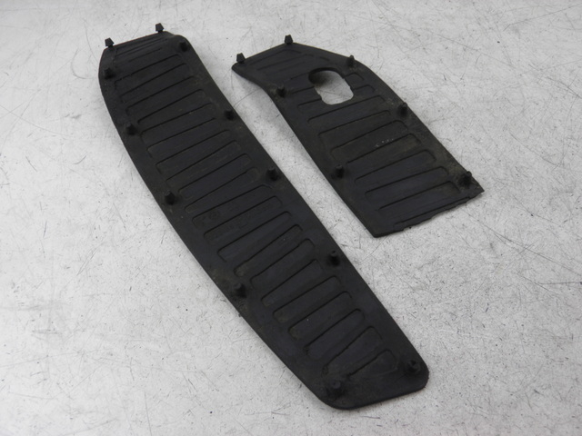 photo de FLOOR PANEL RUBBER PIAGGIO MP3 LT 300 (2010 - 2016)