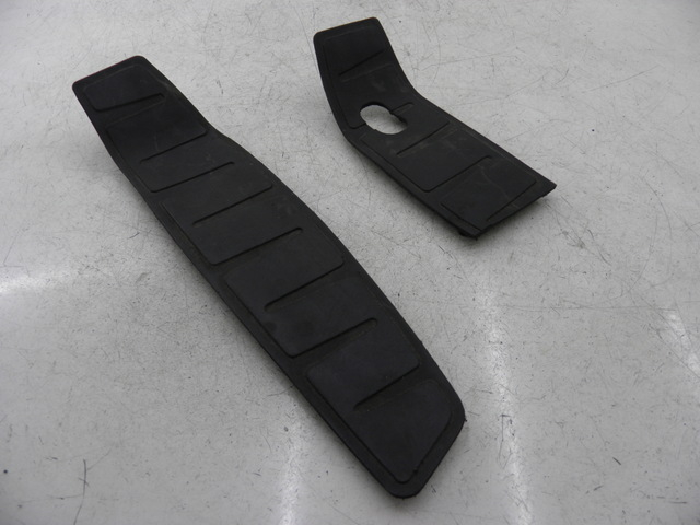 photo de FOOTBOARD MAT PIAGGIO MP3 RL 250 (2007 - 2010)