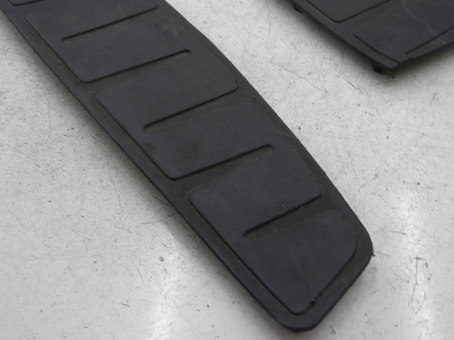 photo de FOOTBOARD MAT PIAGGIO MP3 RL 250 (2007 - 2010)