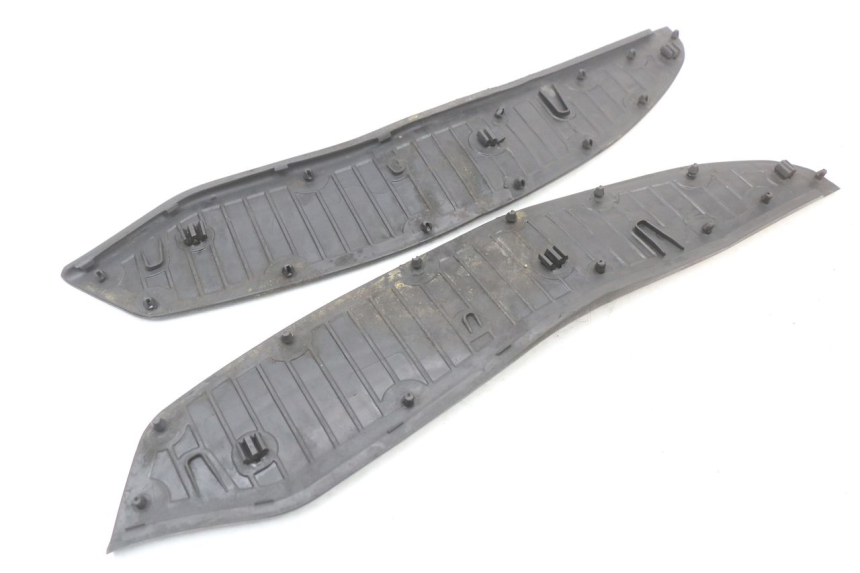 photo de FOOTBOARD MAT PIAGGIO X10 125 (2012 - 2017)