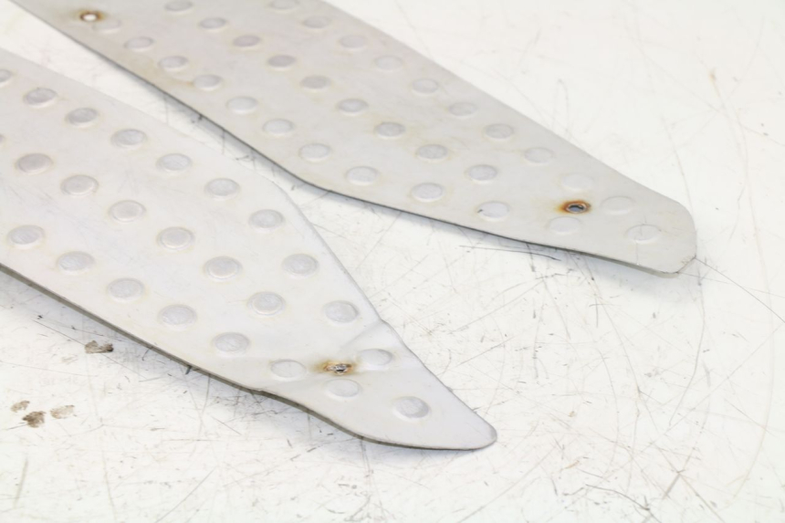 photo de FLOOR PANEL RUBBER JONWAY RANGER 125 (2006 - 2014)