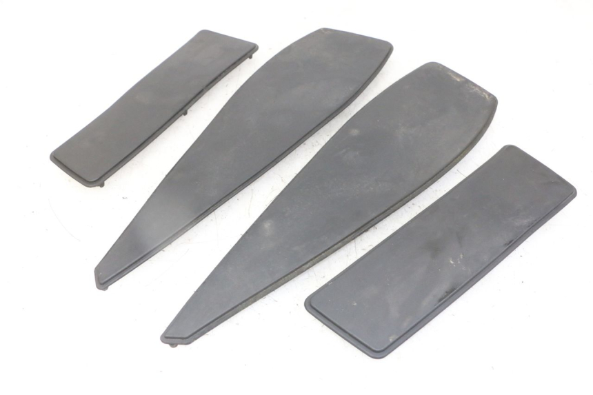 photo de FLOOR PANEL RUBBER PEUGEOT SATELIS 125 (2013 - 2018)