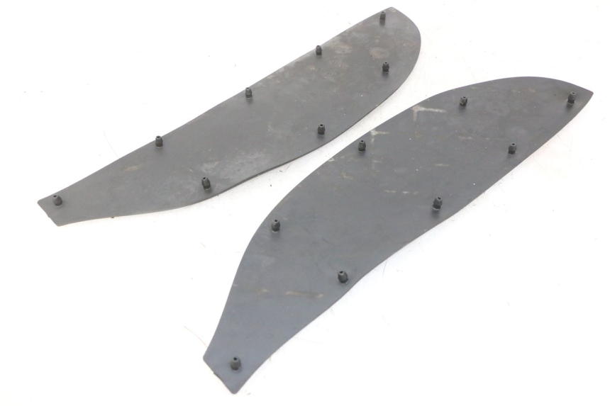 photo de FLOOR PANEL RUBBER APRILIA SCARABEO GT TOURING 125 (1999 - 2005)