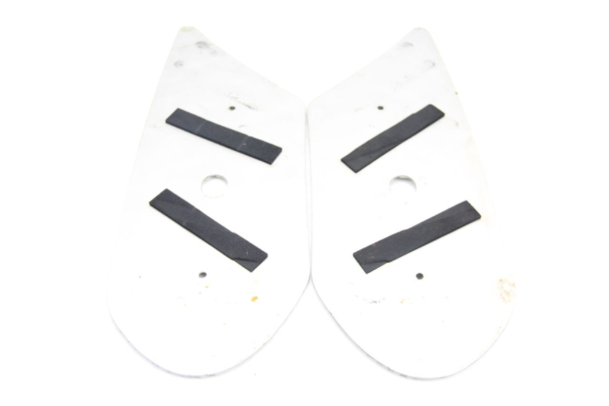 photo de FLOOR PANEL RUBBER PEUGEOT STREETZONE 2T 50 (2014 - 2019)