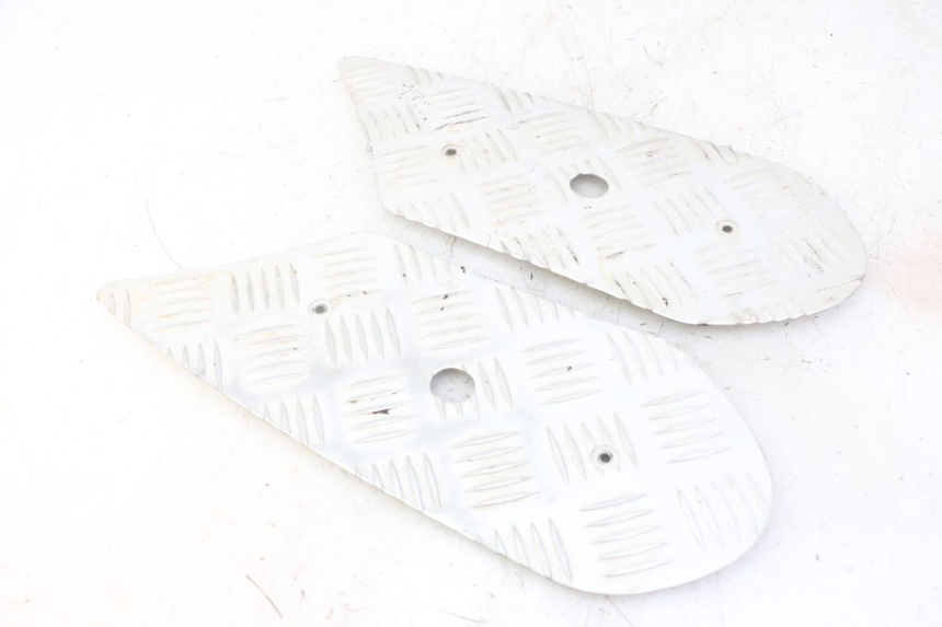photo de FLOOR PANEL RUBBER PEUGEOT STREETZONE I 2T 50 (2018 - 2020)
