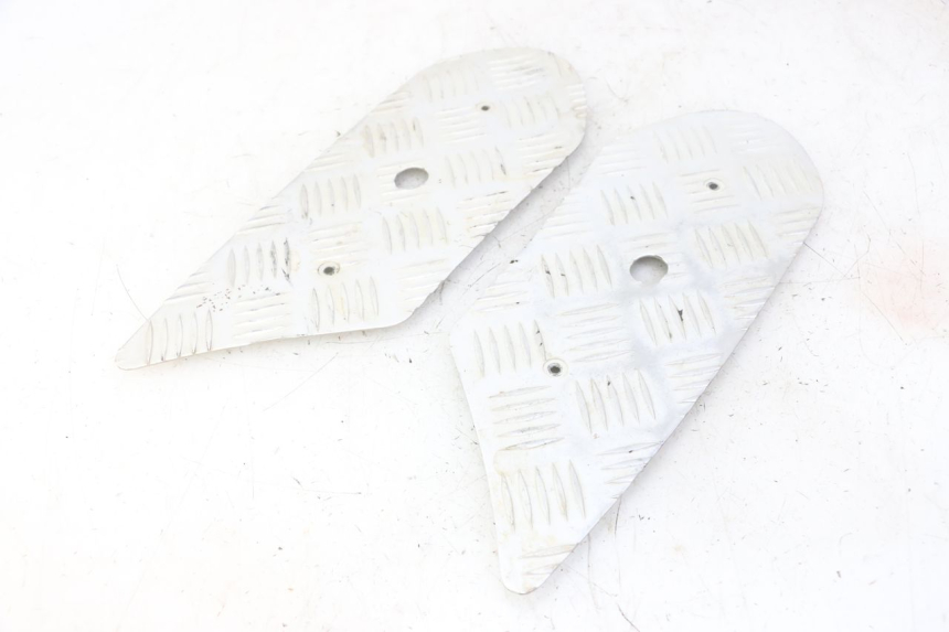 photo de FLOOR PANEL RUBBER PEUGEOT STREETZONE I 2T 50 (2018 - 2020)