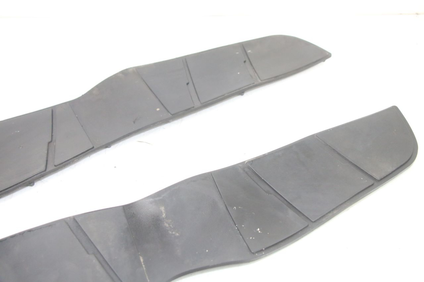 photo de FLOOR PANEL RUBBER SUZUKI BURGMAN 125 (2015 - 2017)