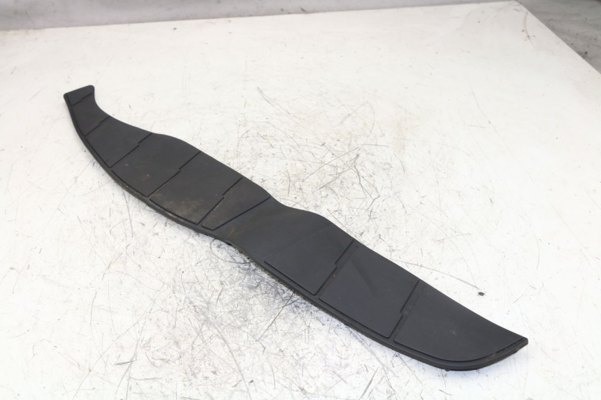 photo de FLOOR PANEL RUBBER SUZUKI BURGMAN 125 (2007 - 2014)