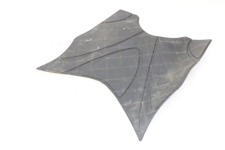 photo de FLOOR PANEL RUBBER MBK WAAP 125 (2008 - 2013)