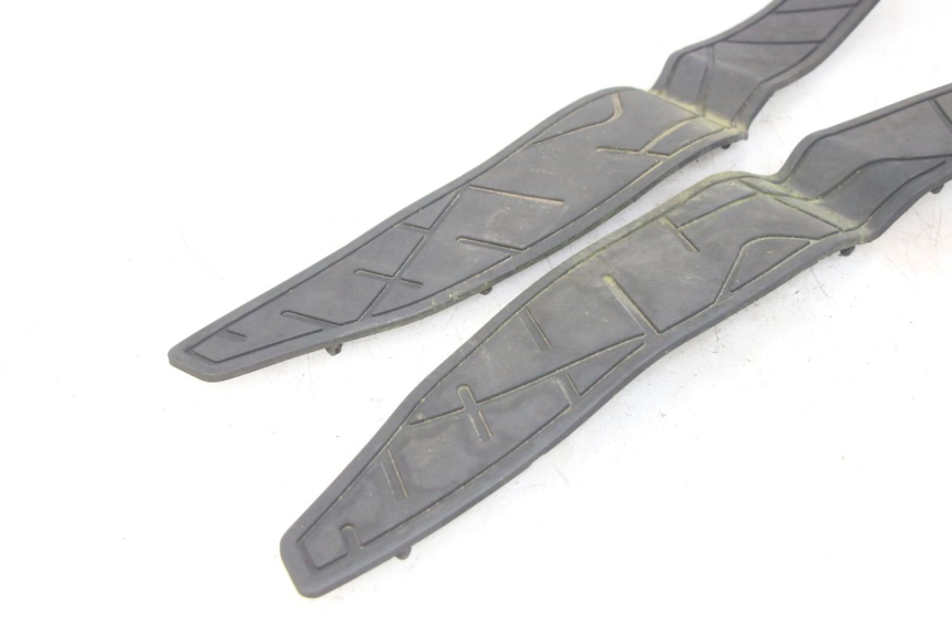 photo de FLOOR PANEL RUBBER KYMCO X-CITING XCITING 400 (2014 - 2018)