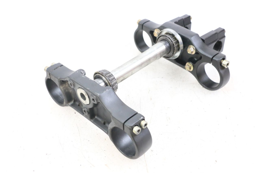 photo de YOKES FORK APOLLO RFZ 140