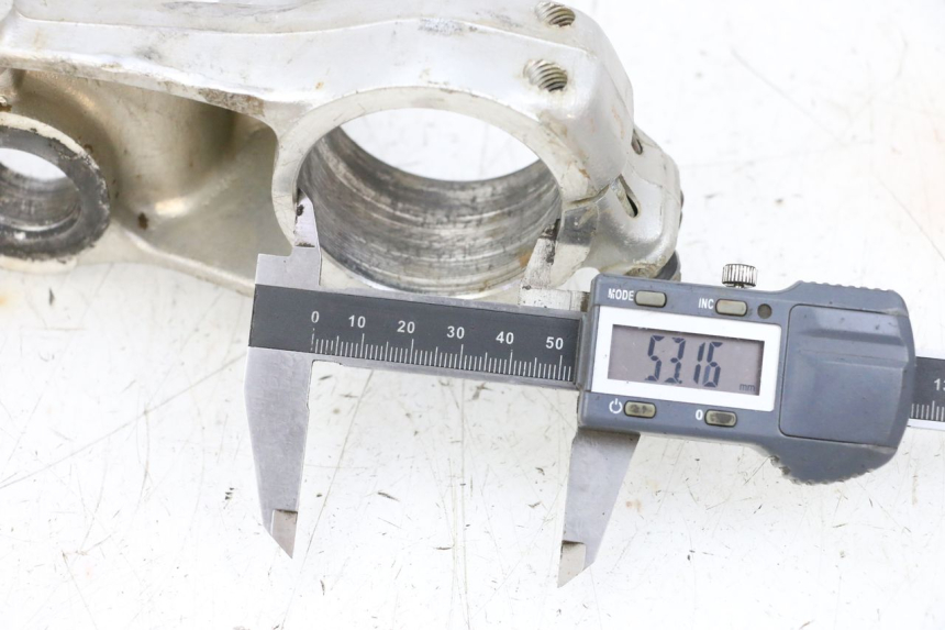 photo de YOKES FORK HONDA CR 125 (1989 - 1991) - Alternative perspective