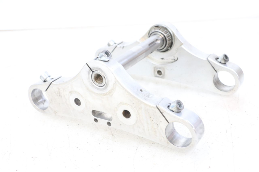 photo de YOKES FORK HARLEY DAVIDSON SPORTSTER XL CUSTOM 1200 (2003 - 2004)