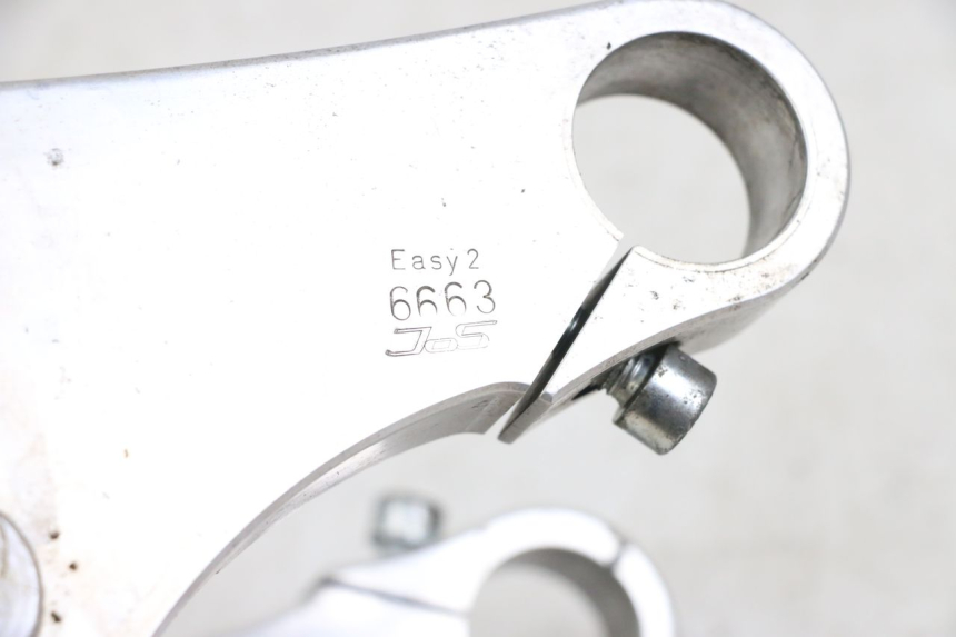 photo de YOKES FORK HARLEY DAVIDSON SPORTSTER XL CUSTOM 1200 (2003 - 2004)