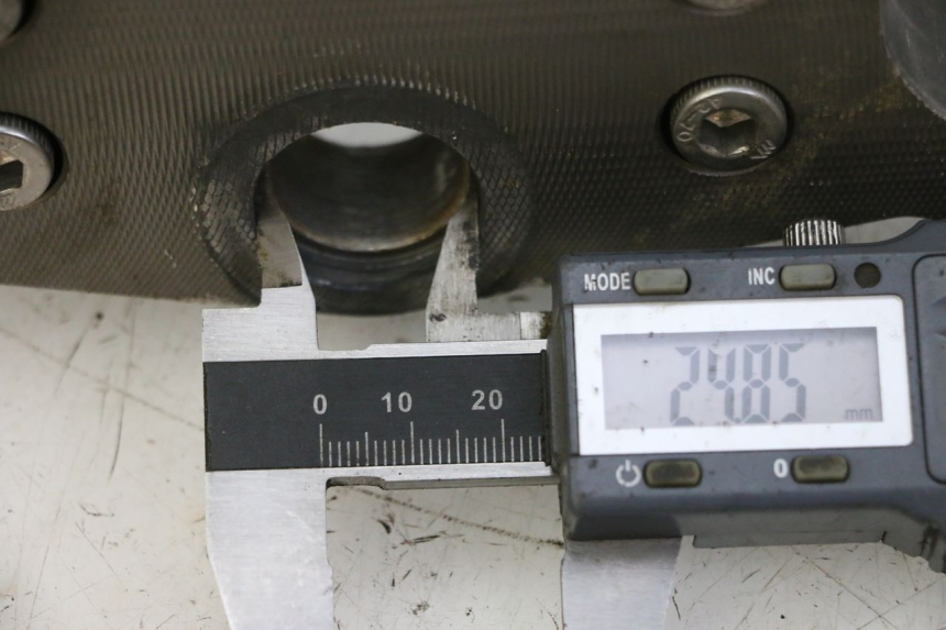 photo de FORK HEAD YCF PILOT 125