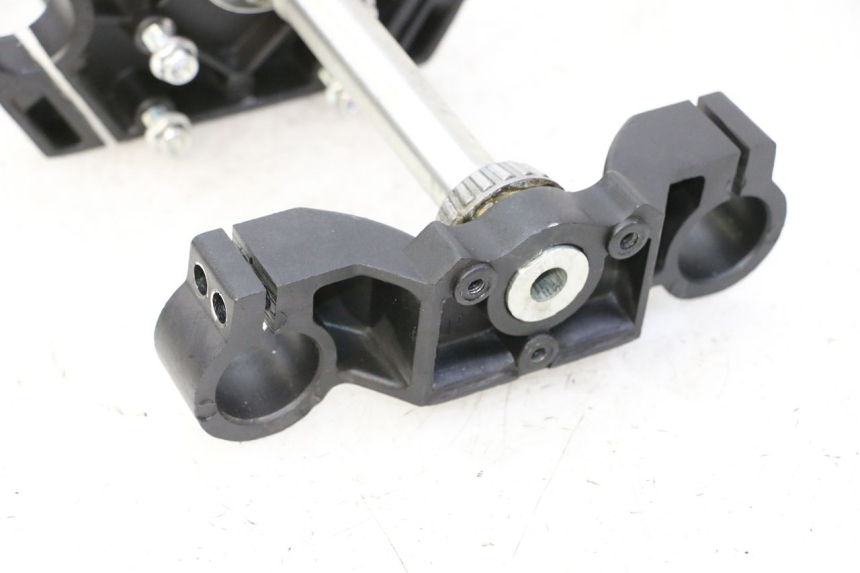 photo de FORK HEAD APOLLO RFZ 125