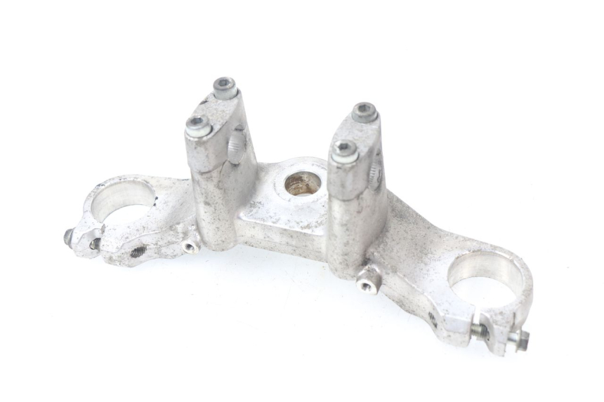 photo de UPPER TRIPLE CLAMP SUZUKI BURGMAN 650 (2002 - 2004)