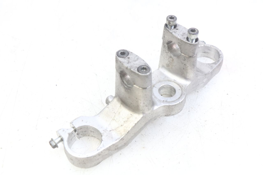 photo de UPPER TRIPLE CLAMP SUZUKI BURGMAN 650 (2002 - 2004)