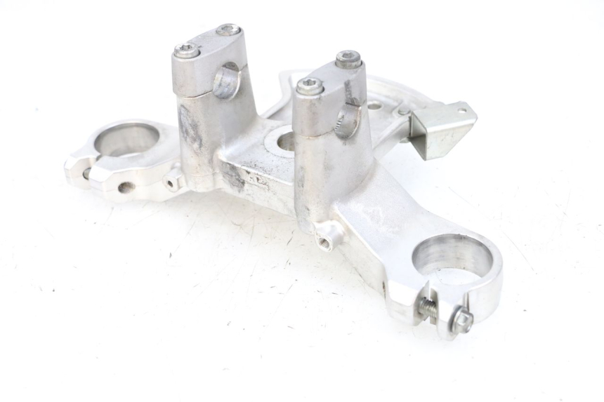 photo de UPPER FORK YOKE SUZUKI BURGMAN 650 (2013 - 2020)