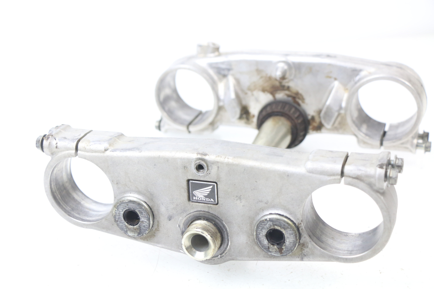 photo de UPPER FORK YOKE HONDA CRF CR-F 450 (2005 - 2008)