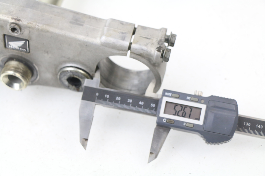 photo de UPPER FORK YOKE HONDA CRF CR-F 450 (2005 - 2008)