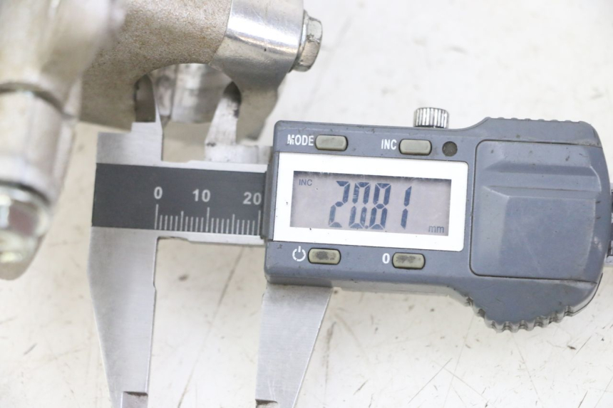 photo de UPPER FORK YOKE HONDA CRF-F CRF F 110 (2019 - 2022)