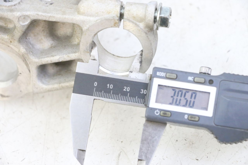photo de UPPER FORK YOKE HONDA CRF-F CRF F 110 (2019 - 2022)