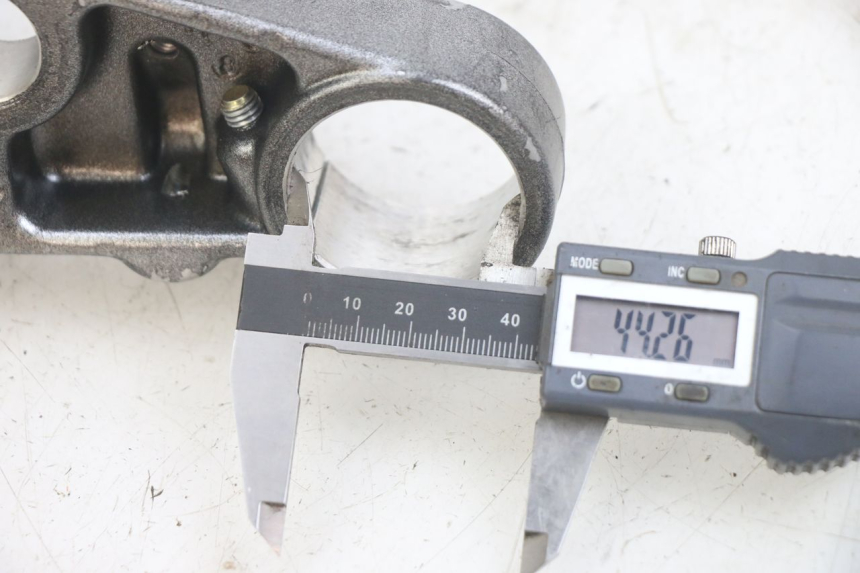 photo de UPPER TRIPLE CLAMP GILERA RK 50 (1996 - 1999)