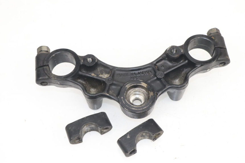 photo de UPPER FORK YOKE SUZUKI GN 125 (1997 - 2000)