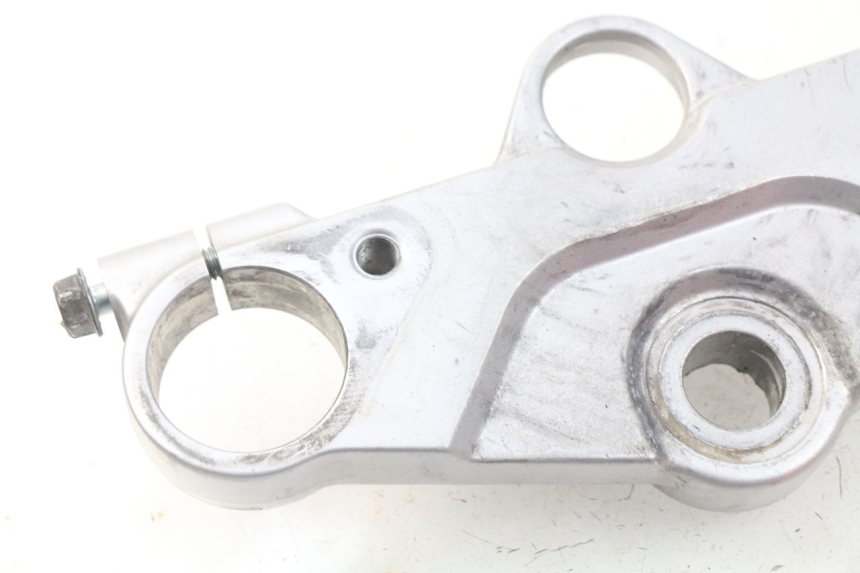 photo de UPPER FORK YOKE SUZUKI GSX-F GSXF 600 (1998 - 2004)