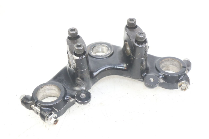 photo de UPPER TRIPLE CLAMP HONDA CM 125 (1983 - 2003)
