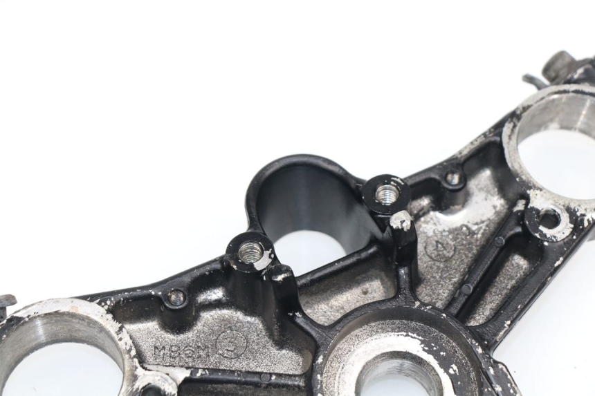 photo de UPPER FORK YOKE HONDA VF 1000 (1984 - 1988)