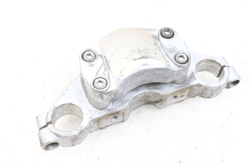 photo de UPPER FORK YOKE HYOSUNG GF 125 (2001 - 2005)