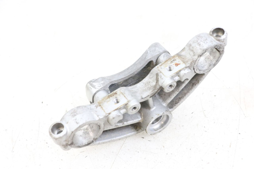 photo de UPPER FORK YOKE HYOSUNG GF 125 (2001 - 2005)