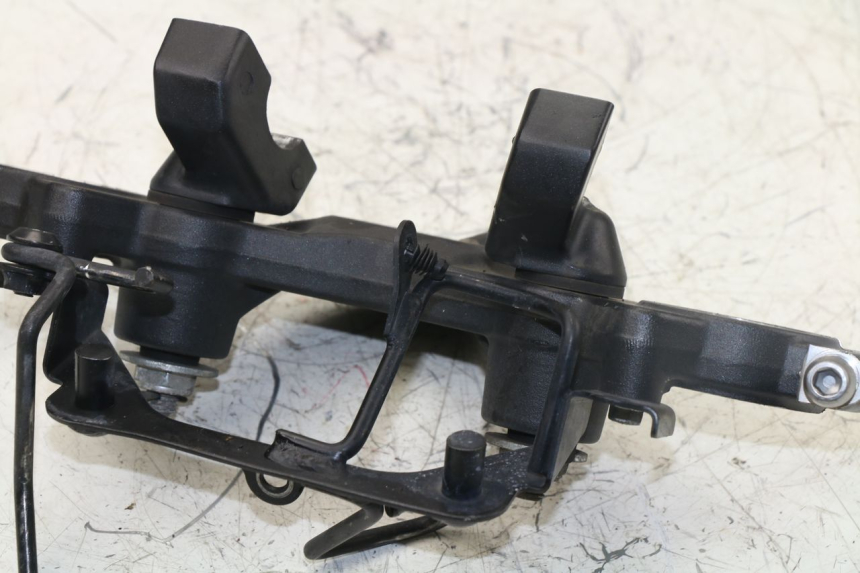 photo de UPPER FORK YOKE KAWASAKI ER-6 ER6 F 650 (2009 - 2011)